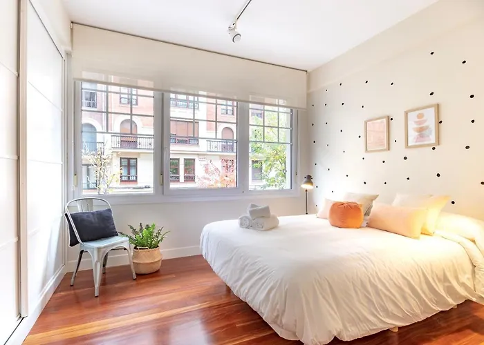 Gran Apartamento Con Estilo En El Centro De Bilbao
